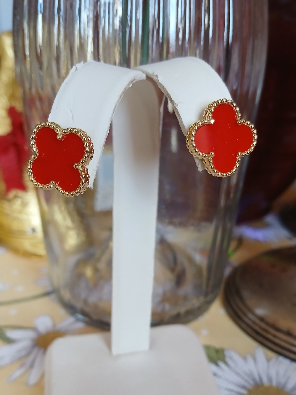 Most Excellent 18 K Gold Filled Red Clover Style Post Back Earrings